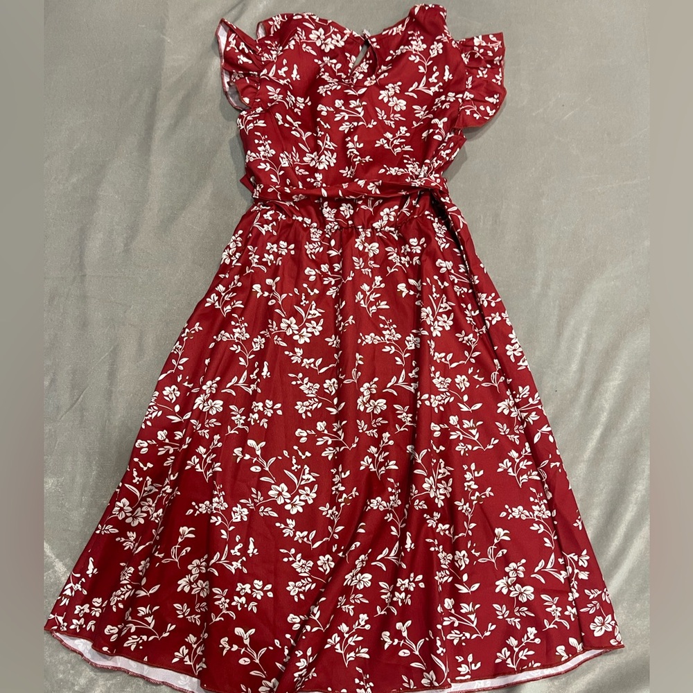 SHEIN Red and White Floral Dress